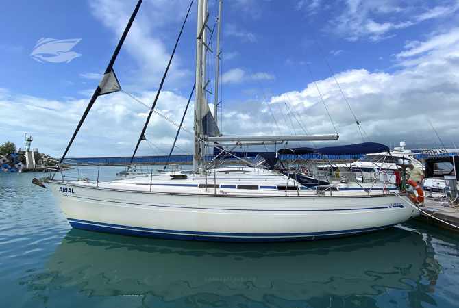 Яхта Bavaria 42