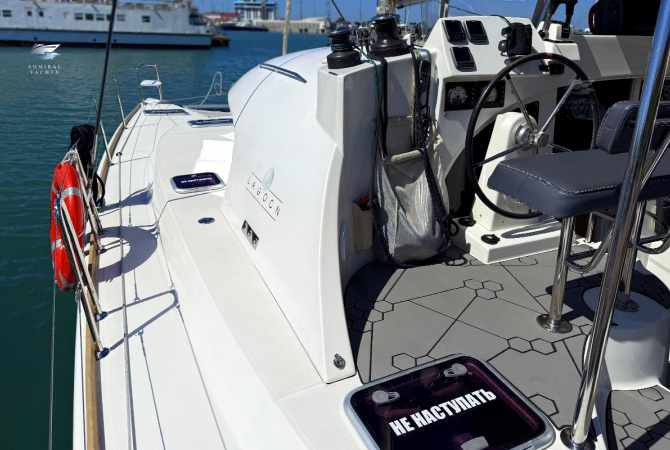 Катамаран Lagoon 38