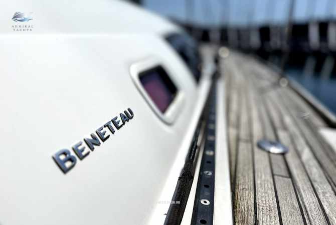 Яхта Beneteau 50
